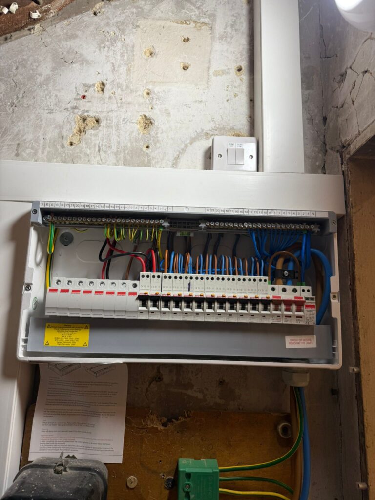 WhatsApp Image 2025-11-22 at 15.25.33